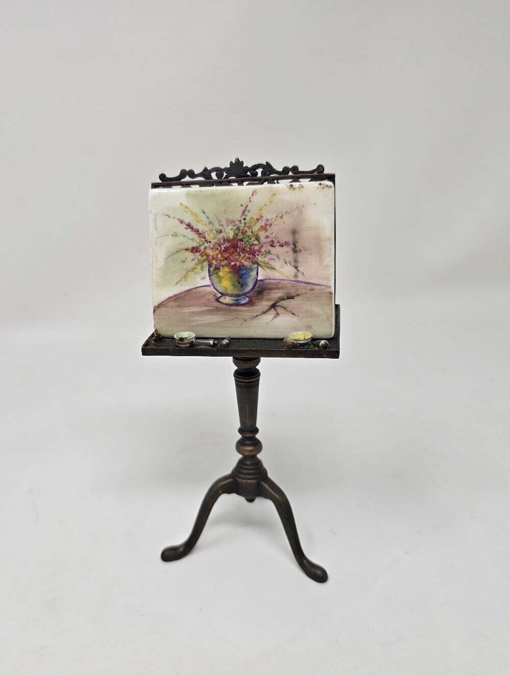Vtg Dollhouse Curio Miniature Art Studio Easel Stand Painting Tools Metals 6"x3"